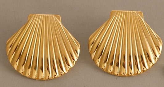 Statement gold seashell stud earrings