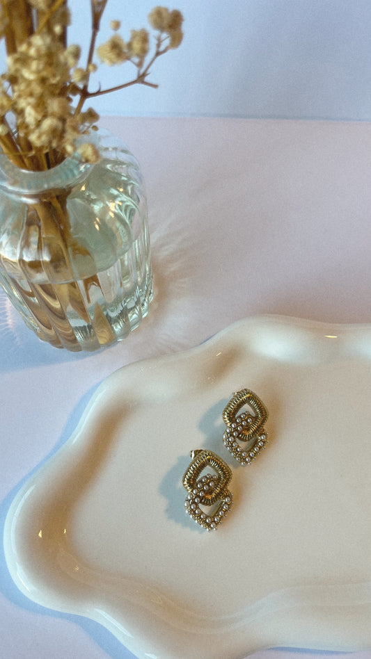 Double square twist pearl studs