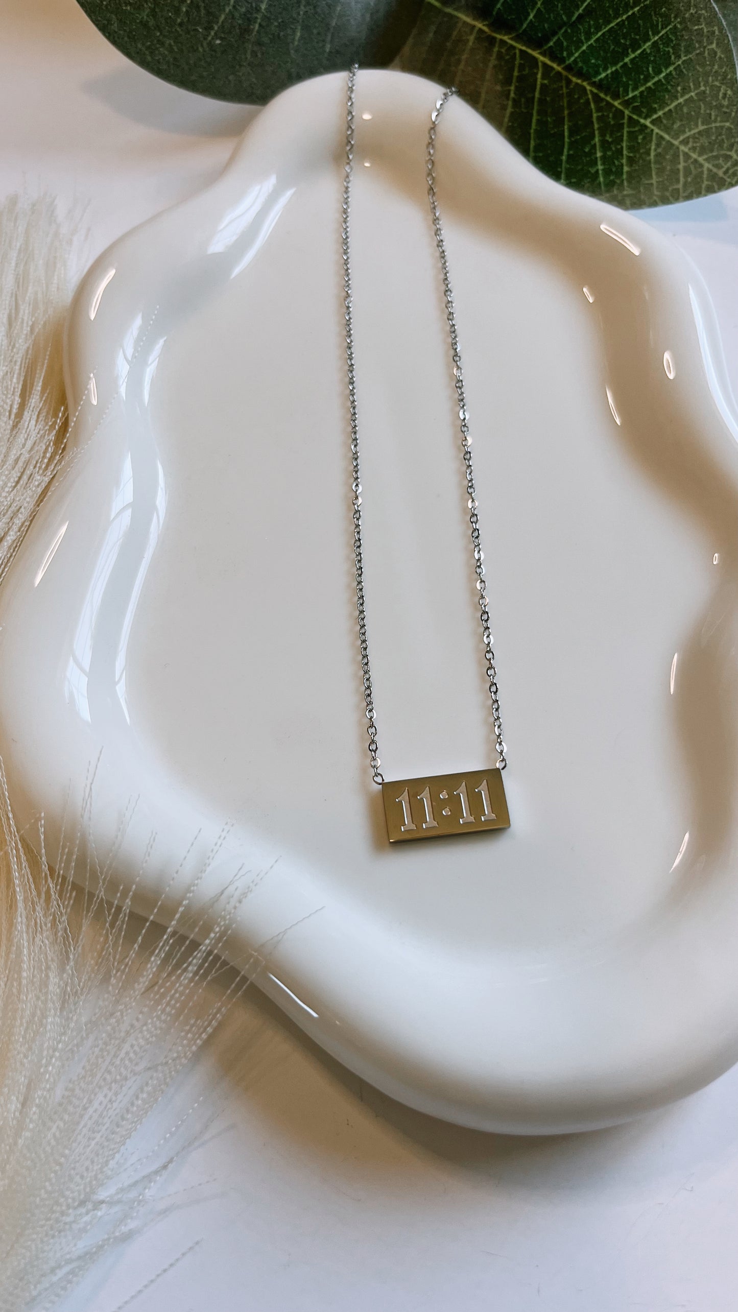 11:11 necklace in Gold and Silver