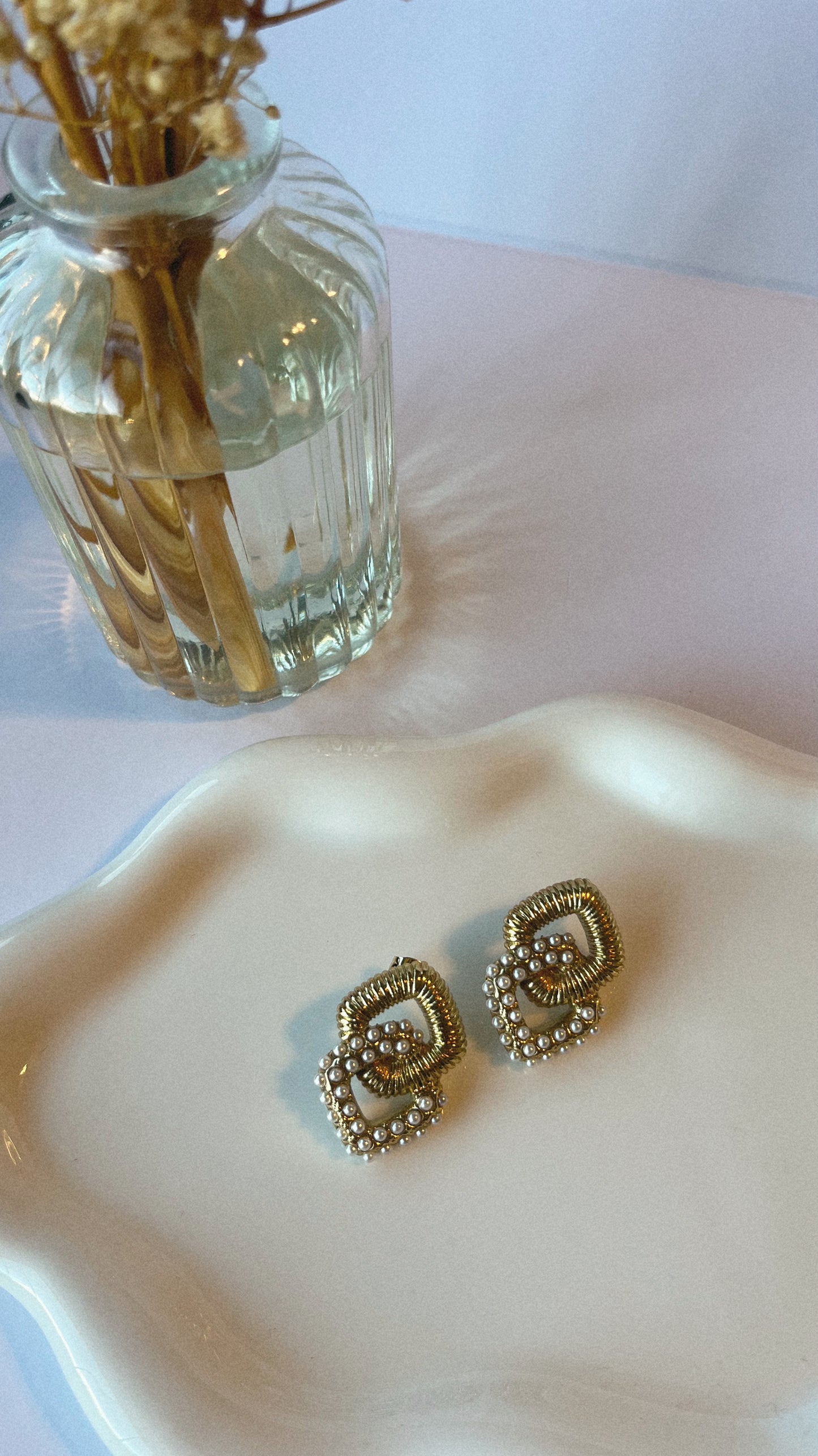 Double square twist pearl studs