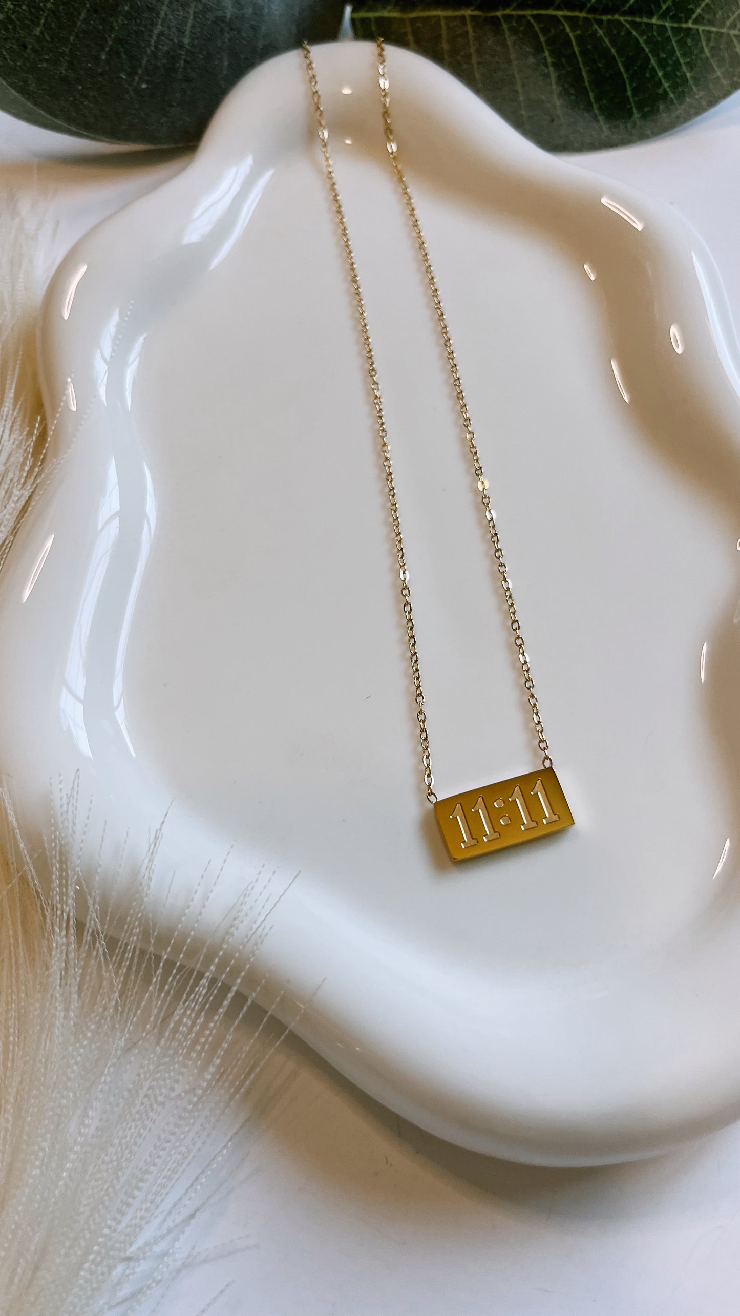 11:11 necklace in Gold and Silver